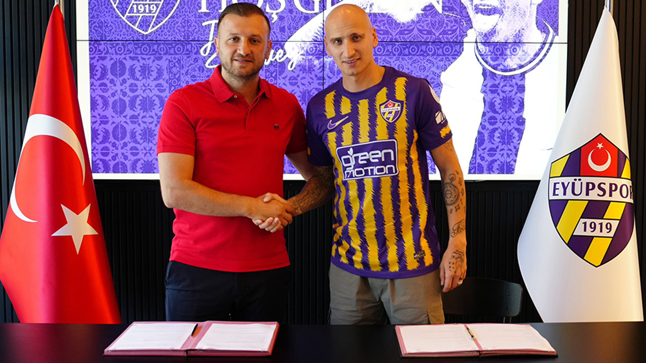 Eyüpspor'dan transfer sezonuna damga vuran imza! Jonjo Shelvey ile imzalar atıldı