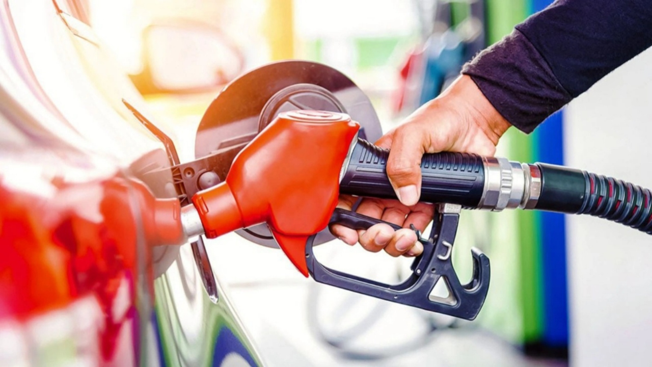 Akaryakıta çifte indirim! İşte 29 Ağustos 2024 güncel benzin motorin fiyatları
