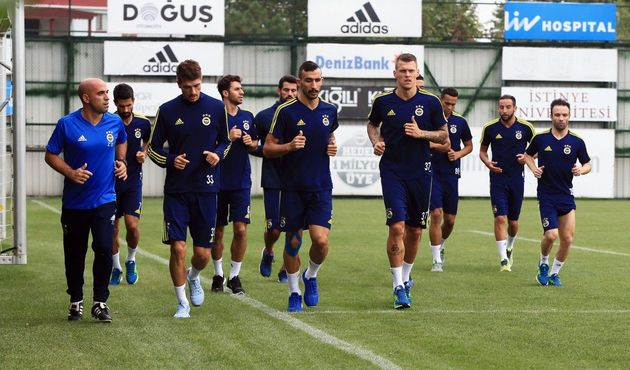 Derbi öncesi Fenerbahçe'ye bir şok daha!