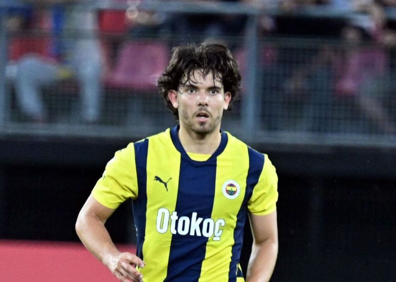 Fenerbahçe, Ferdi Kadıoğlu transferini resmen açıkladı!