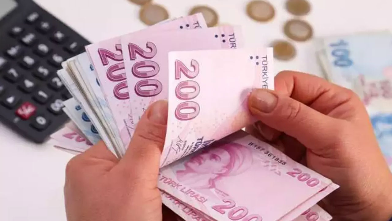 Emekli maaşları yükseldi bankalar promosyon yarışında! İşte oranlar!