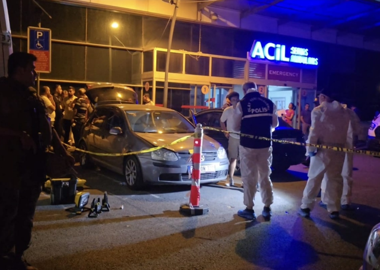 Bahçelievler Devlet Hastanesi'ne silahlı saldırı! 1'i polis, 1'i jandarma 5 kişi yaralandı...