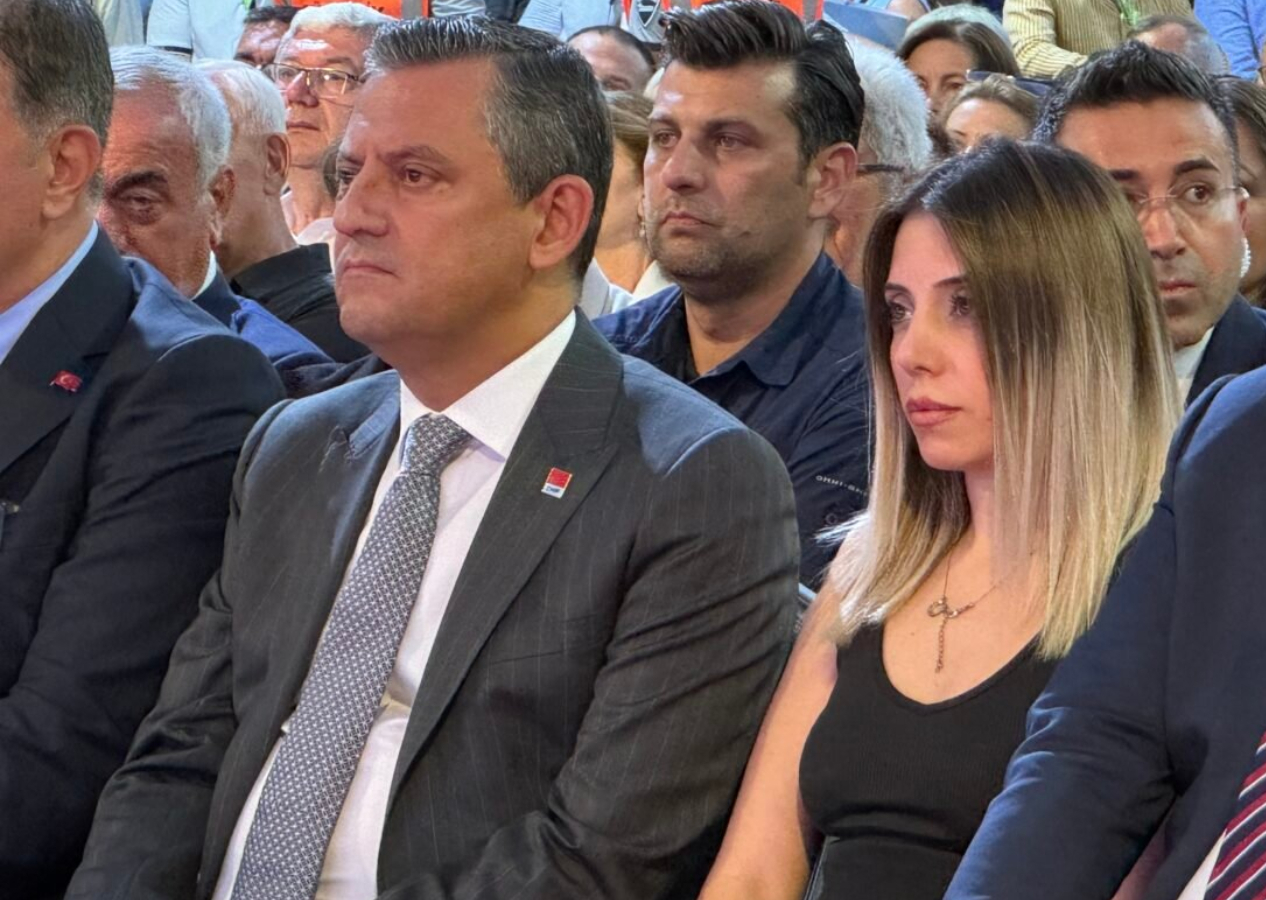 TÜM “BEYNİ EMCÜKLENMİŞ GERİ ZEKALILAR” BİRLEŞİN