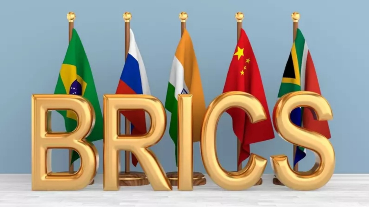 Doları tahtından indirecek güçte! 30 trilyon dolarlık dev BRICS küresel dengeleri değiştiriyor