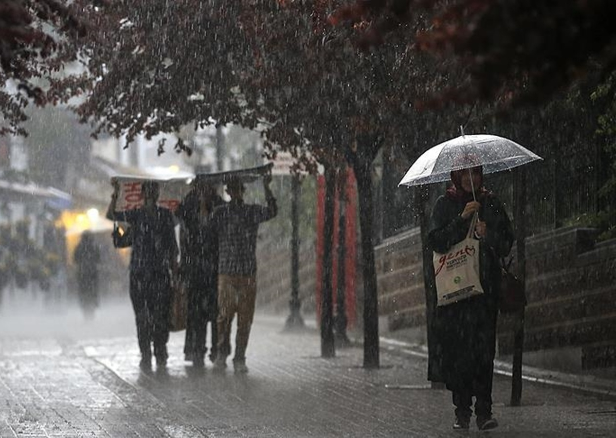 Meteorolojiden İstanbul dahil 6 il için kuvvetli yağış uyarısı!