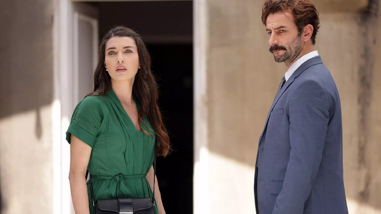 Kanal D'nin iddialı disi Yalan'da Duru ve Hazal'dan destek!