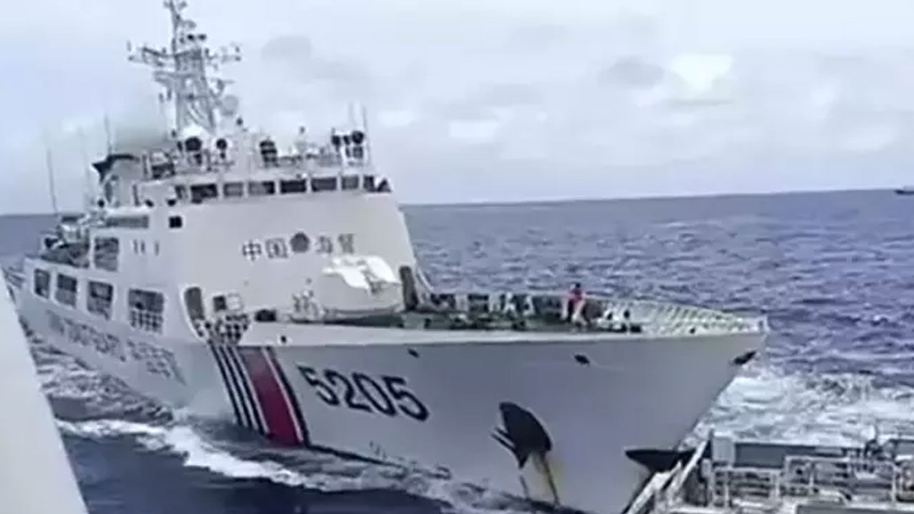Tansiyon yükseliyor! Çin ve Filipinler birbirlerini suçladı: Gemimiz çekilmeyecektir