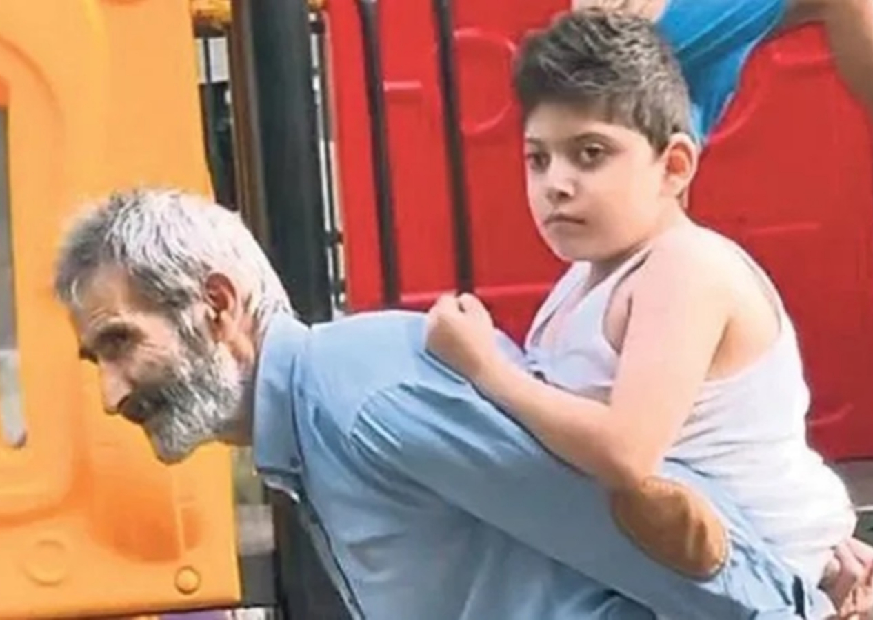 Sırtında cenneti taşıyor... Yiğit'in görüntüleri gündem oldu! Dede ve toruna devlet sahip çıktı