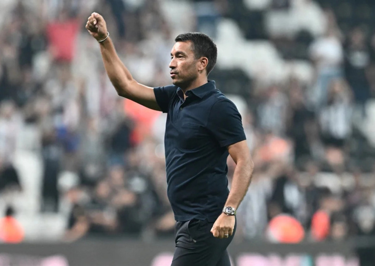 Giovanni van Bronckhorst iki hafta sonrasını işaret etti! Akıllar Trabzon'da...