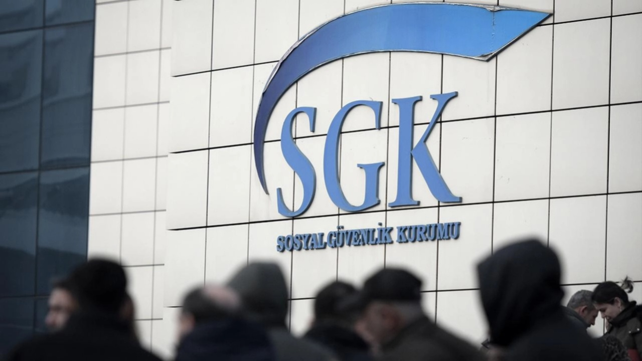 SGK'dan uyarı! O SMS'lere itibar etmeyin