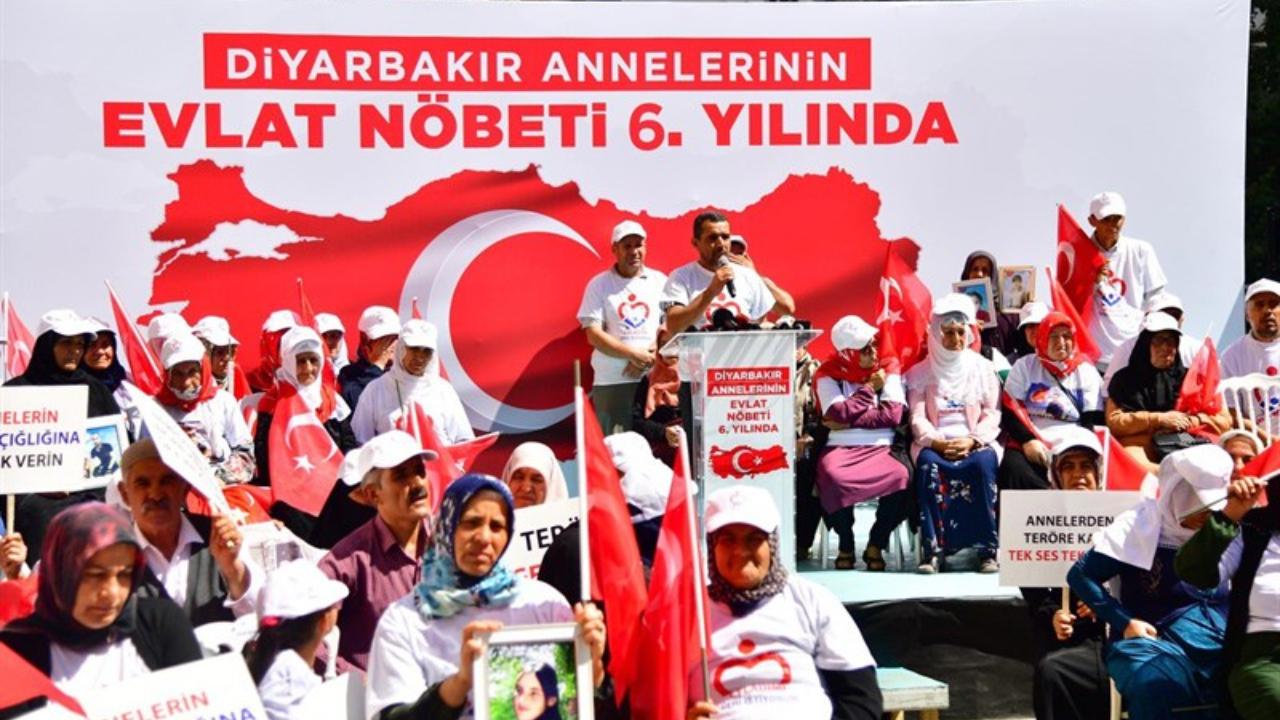 Diyarbakır annelerinin direnişi 6. yılına girdi. 6 yılda 482 aile nöbete katıldı, 55 aile çocuğuna kavuştu