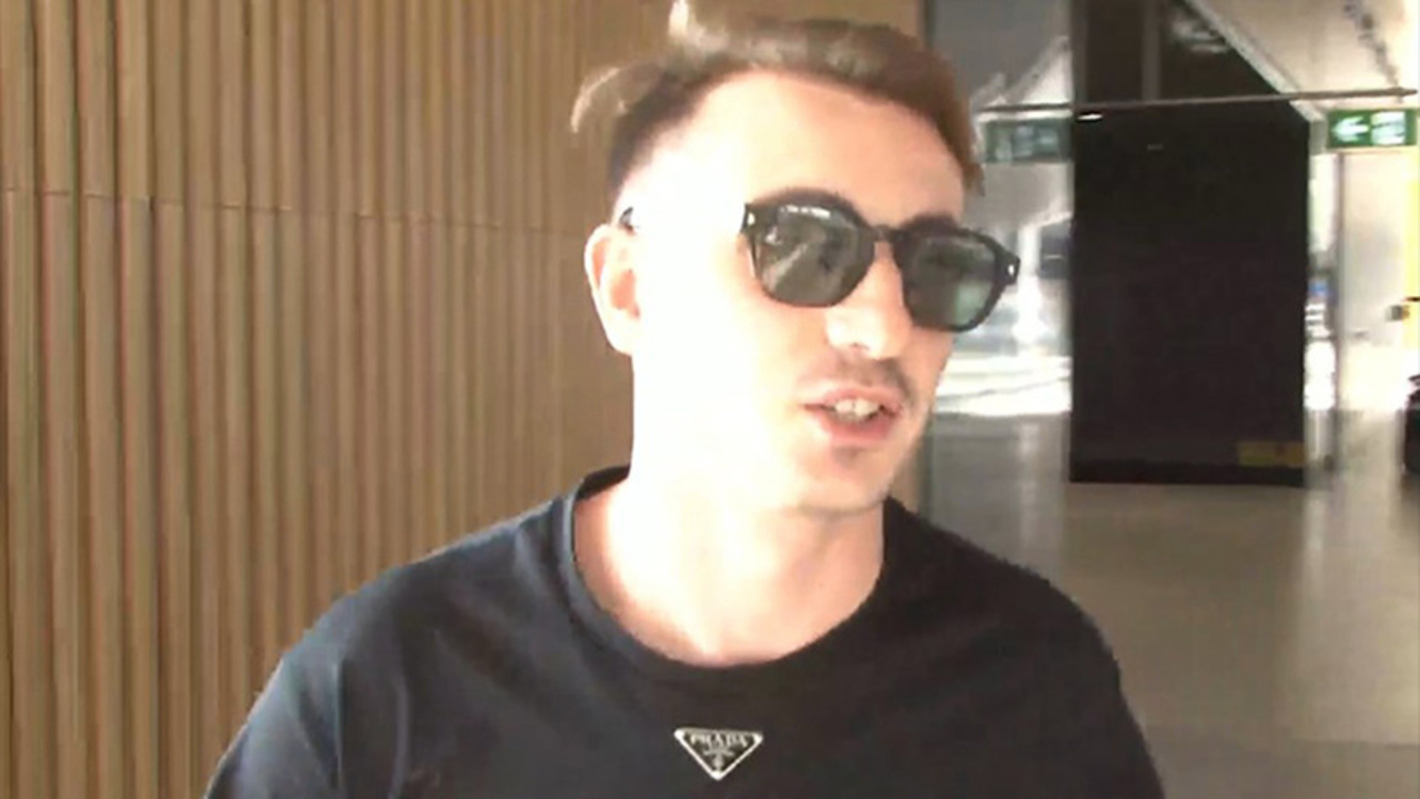 Benfica'ya transfer olan Kerem Aktürkoğlu, tekrar İstanbul'a döndü!