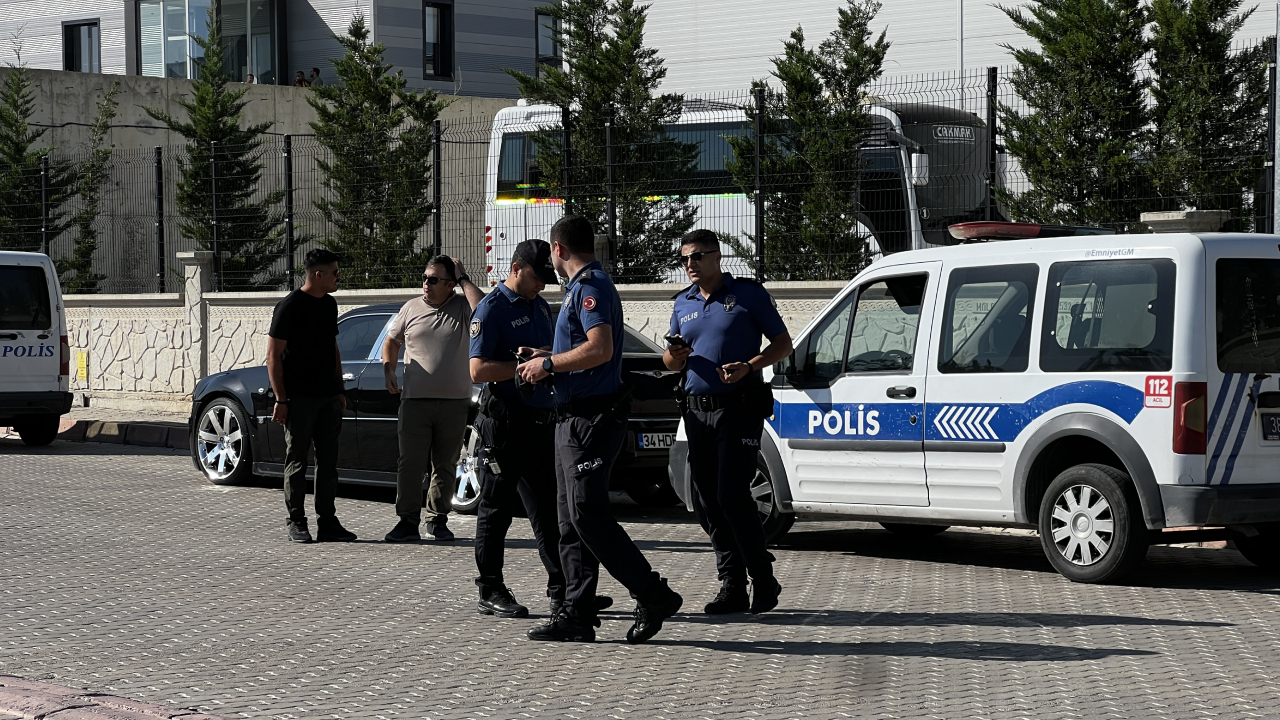 Fabrika bahçesinde kadın cinayeti! Kayserili fabrika işçisi Hatice Gül öldürüldü