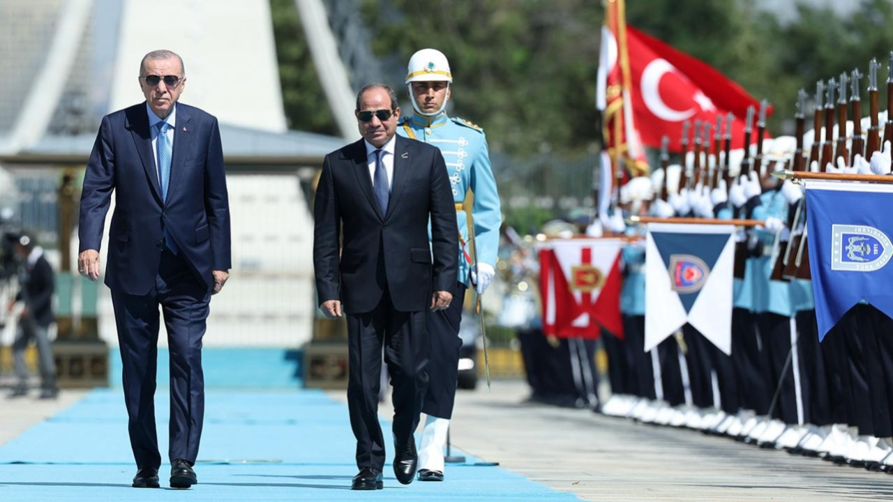 Sisi'nin Ankara ziyareti Mısır basınında büyük yankı buldu