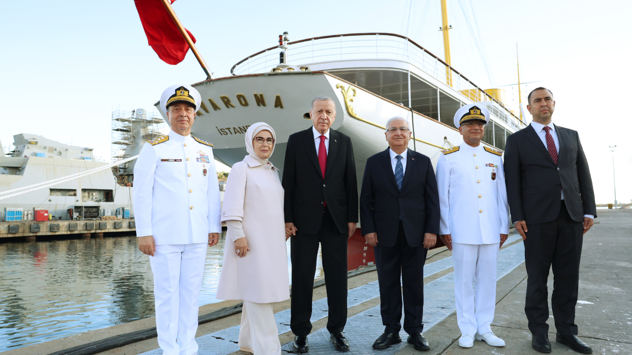 Cumhurbaşkanı Erdoğan Savarona yatını ziyaret etti