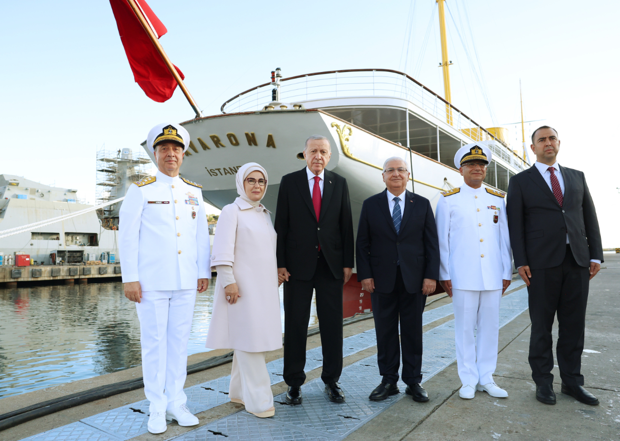 Cumhurbaşkanı Erdoğan Savarona yatını ziyaret etti