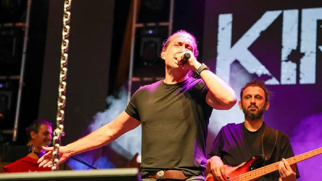 Şarkıcı Kıraç konser için gittiği Edirne'de kayboldu! Konser alanını çevredikilere sorarak buldu...