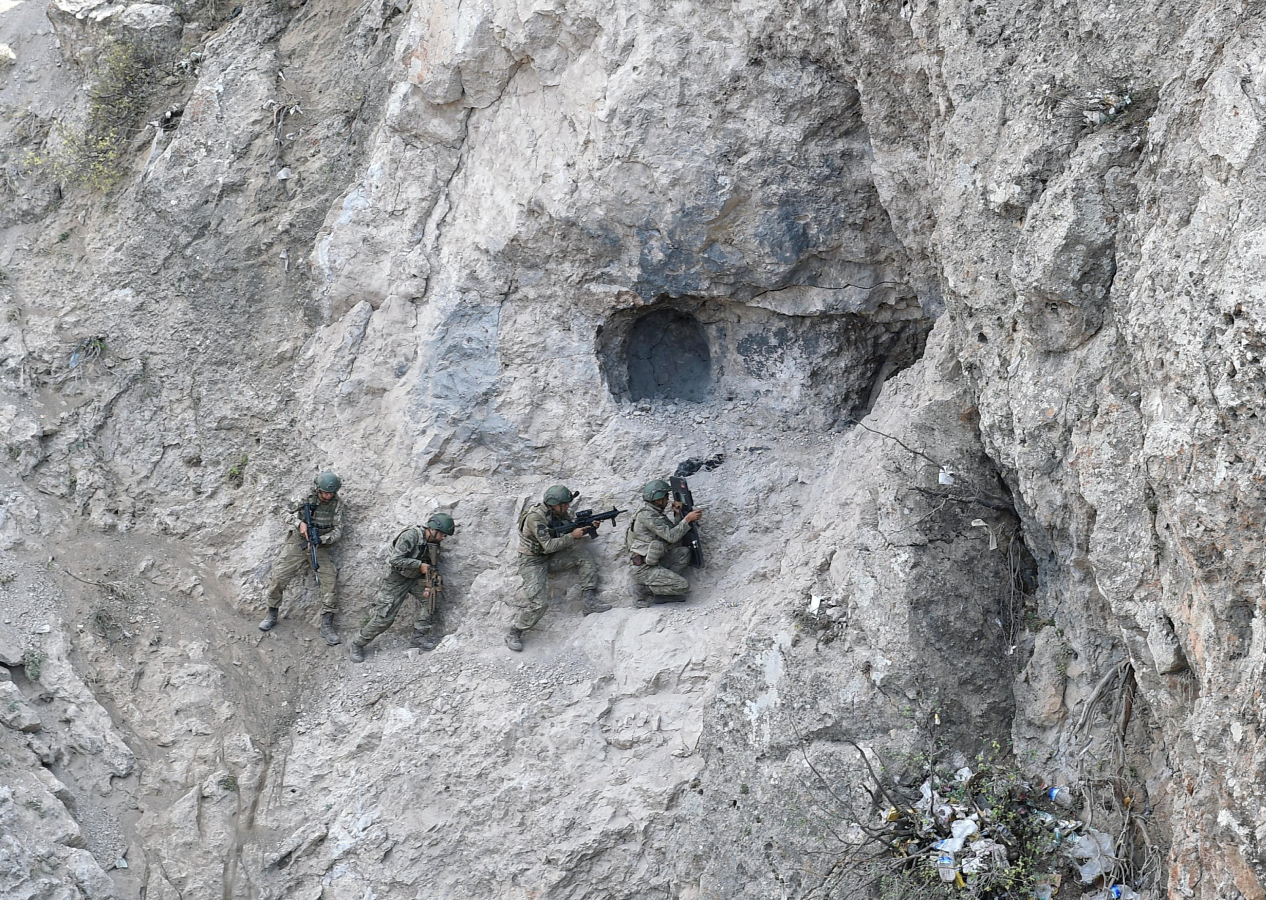 MSB: Fırat Kalkanı, Zeytin Dalı ve Gara bölgelerinde toplam 13 PKK/YPG’li terörist etkisiz hale getirildi