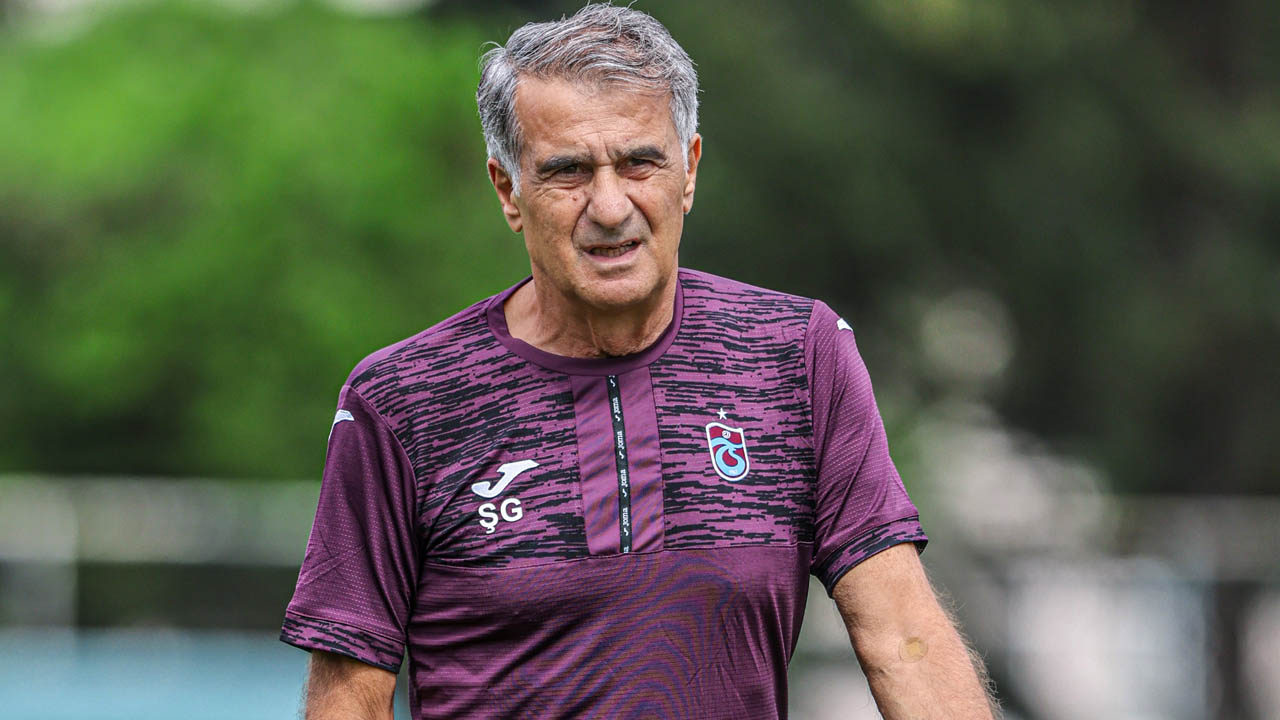 Şenol Güneş Trabzonspor'a imzayı attı, transfer için taraftara müjdeyi verdi
