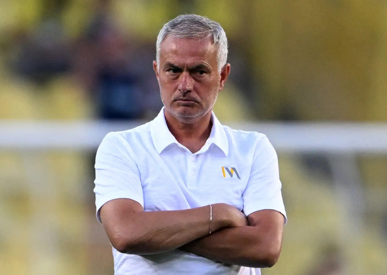 Jose Mourinho'dan çarpıcı sözler: Teknik direktörler hakemlerin arkadaşıysa eşyalarımı toplar giderim!