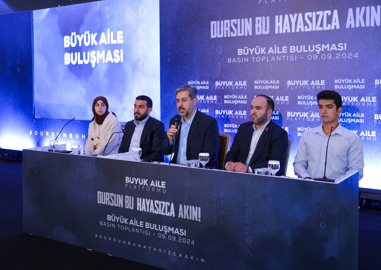 III. Büyük Aile Buluşması ve Sessiz Yürüyüş: Dursun Bu Hayasızca Akın