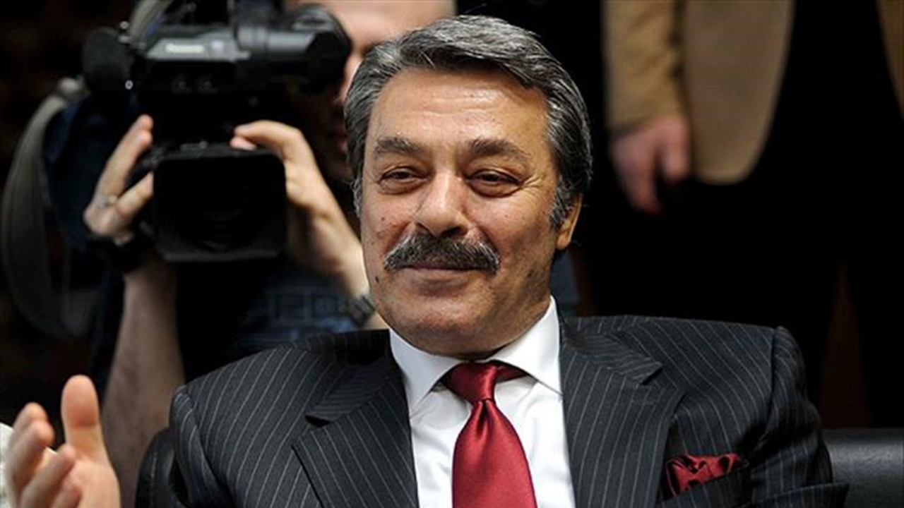 Oyuncu Kadir İnanır çok yakında hastaneden taburcu oluyor...