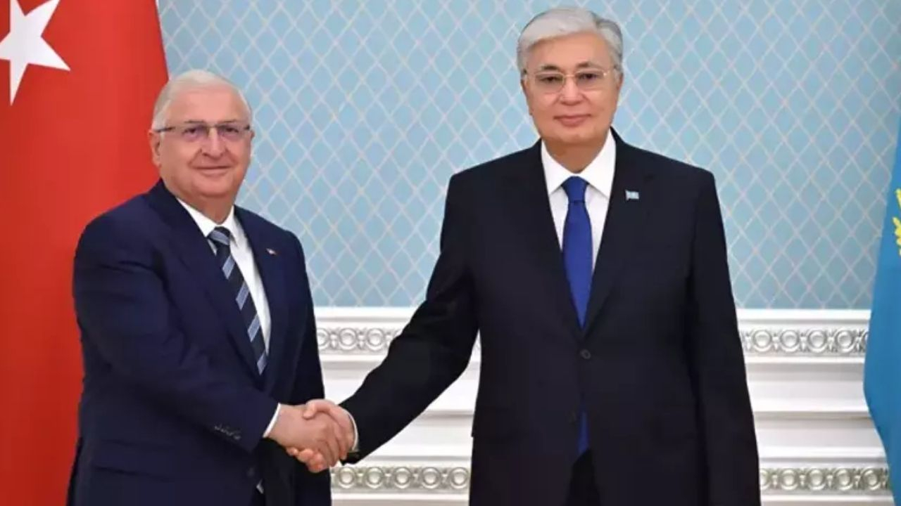 Kazakistan Cumhurbaşkanı Tokayev, Bakan Güler’i kabul etti