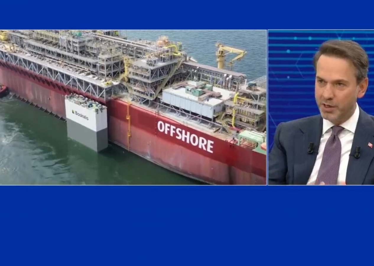 Bakan Bayraktar "8 milyon hanenin gaz ihtiyacı karşılanacak" diyerek müjdeyi duyurdu: Türkiye'nin yeni gemisi yolda!