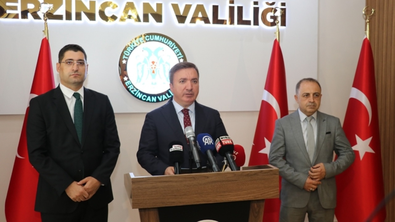 Erzincan Valiliği girişimi ile 1500 lise ve üniversite öğrencisine burs verilecek...