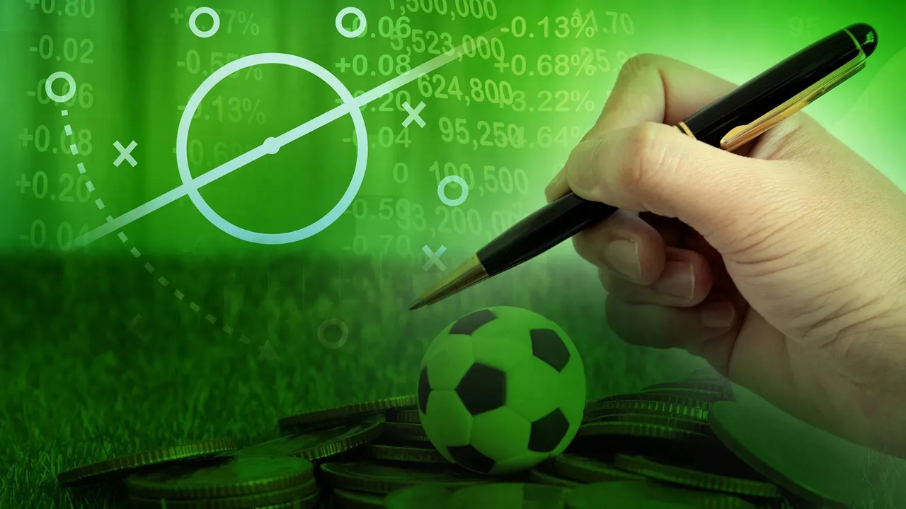 Türkiye'de yaz transfer dönemi resmen sona erdi: İşte Süper Lig'de atılan tüm imzalar...