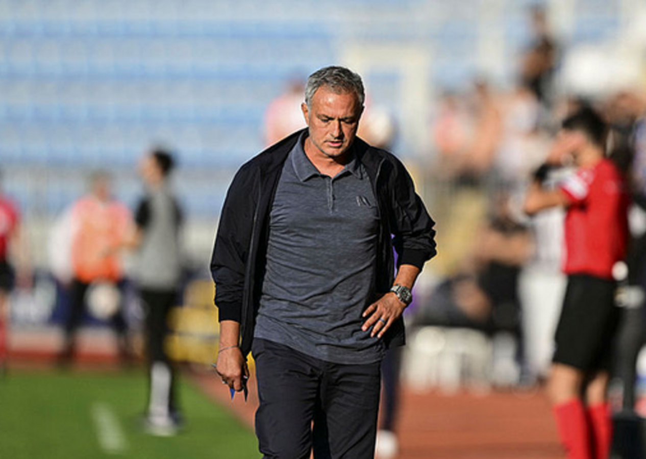 Jose Mourinho'dan oyuncularına dikkat çeken sitem: Eve gitmek istiyorlar gibiydi!
