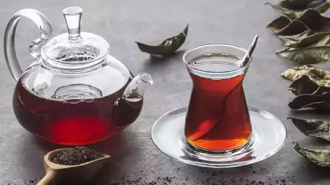 Doğru tüketildiğinde sağlık veren siyah çay tüketimine dikkat! Zehire dönüşüyor...