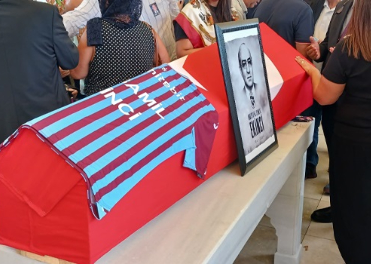 Trabzonspor'un efsane başkanı Mustafa Şamil Ekinci son yolculuğuna uğurlandı