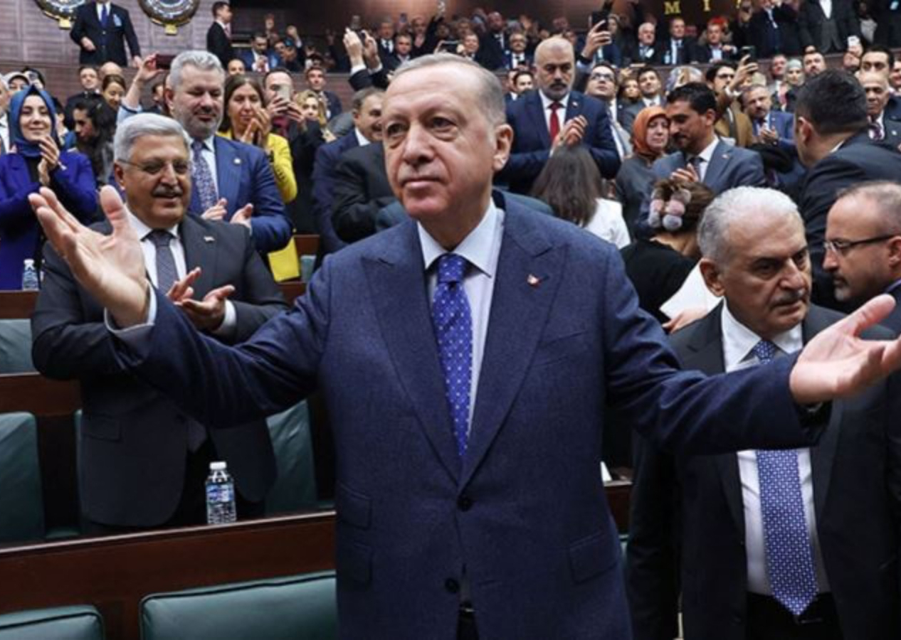 Cumhurbaşkanı Erdoğan'dan milletvekillerine talimat! ABD dönüşü vatandaşın problemlerini bizzat vekillerden dinleyecek!