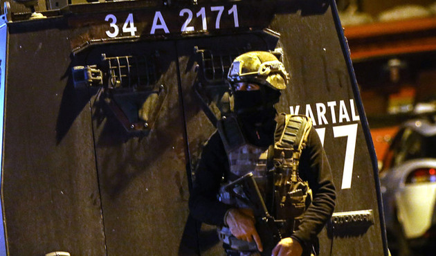 İstanbul'da 10 ilçede 13 adrese terör operasyonu