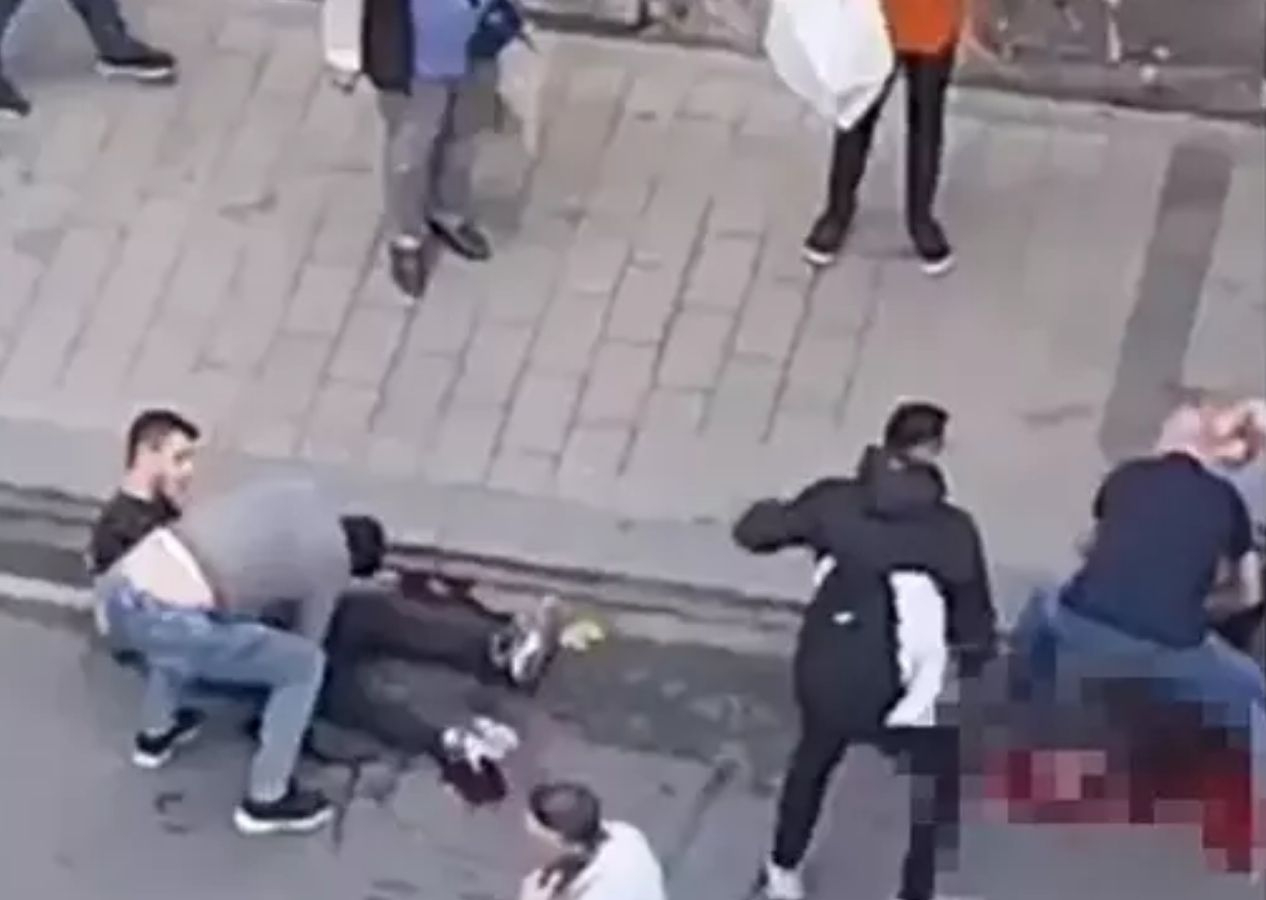 İstanbul'un göbeğinde silahlı çatışma! Yaralılar var