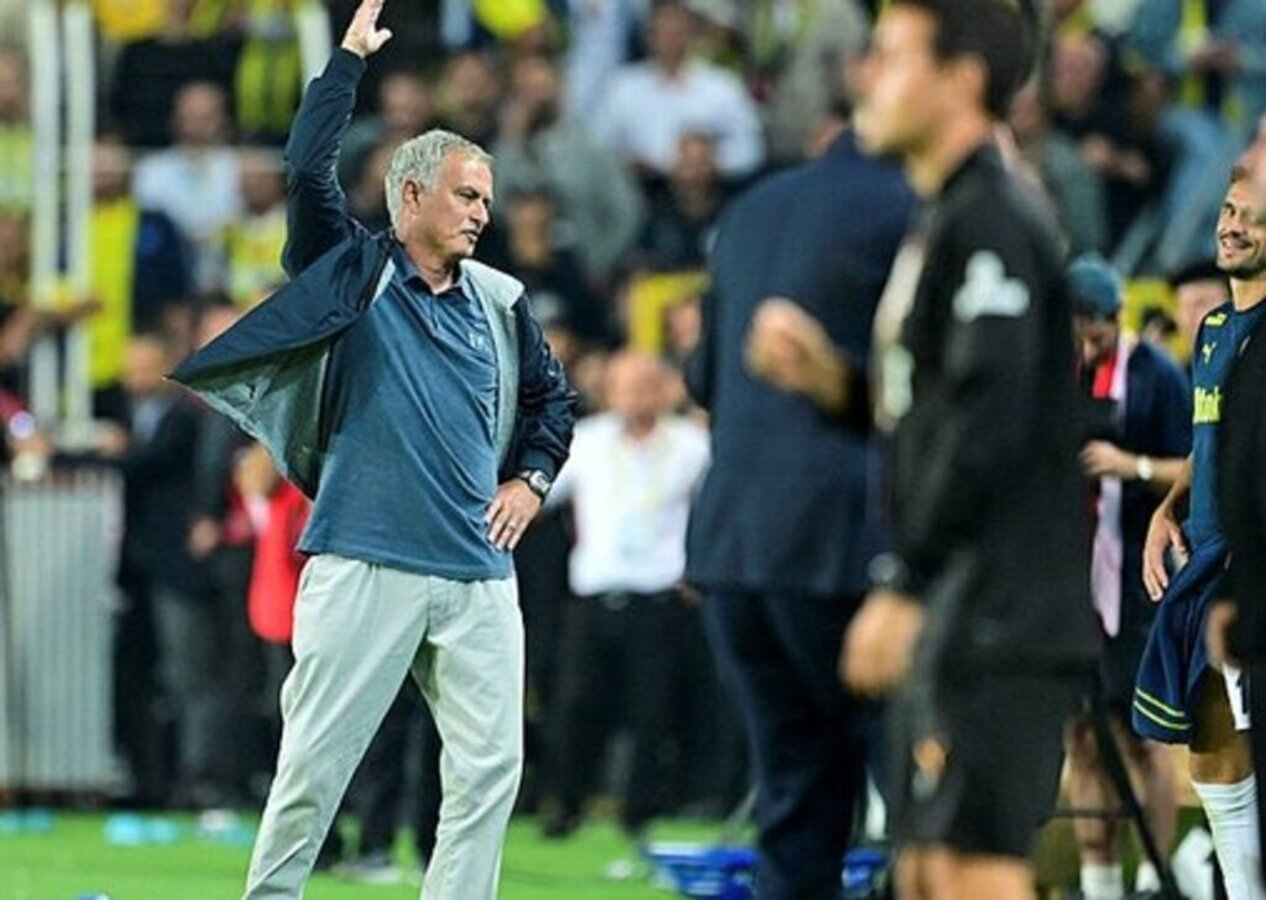 Jose Mourinho'dan beklenmeyen hareket: Kimse bunu beklemiyordu!