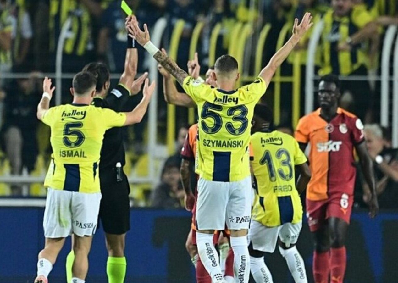 Kadıköy'de tartışmalı pozisyon: Fenerbahçe derbide penaltı kazandı! İşte o müdahale...