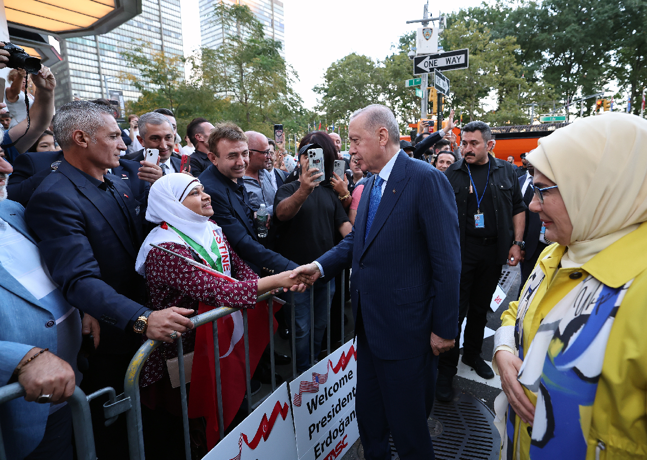 Cumhurbaşkanı Recep Tayyip Erdoğan'ın New York'taki ilk durağı Türkevi oldu