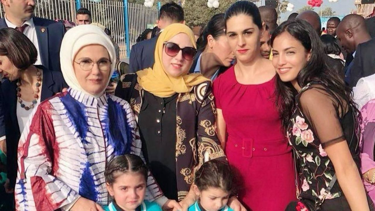 Emine Erdoğan Zeina ile 2020'de çekilen fotoğrafı paylaştı! Ailesini İsrail katletti!