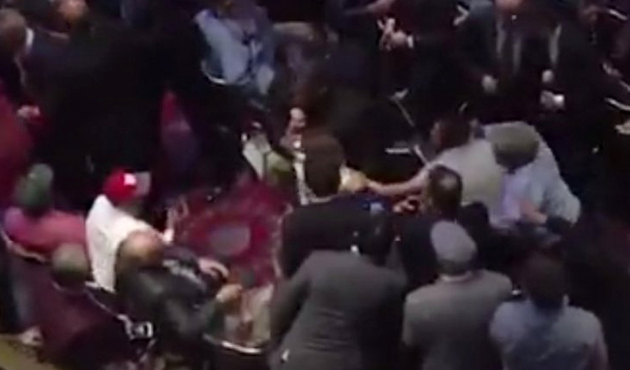 Erdoğan'ı ABD'de protesto etmeye çalışan teröristler bakın kim çıktı!