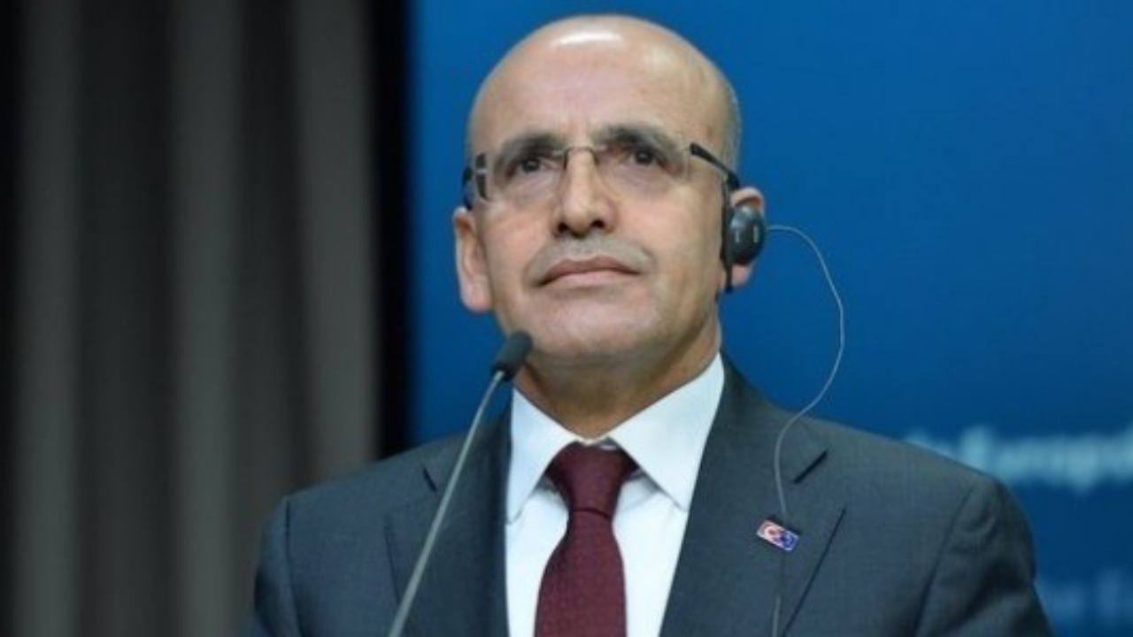 Bakan Şimşek'ten yabancı yatırımcıya vergi güvencesi