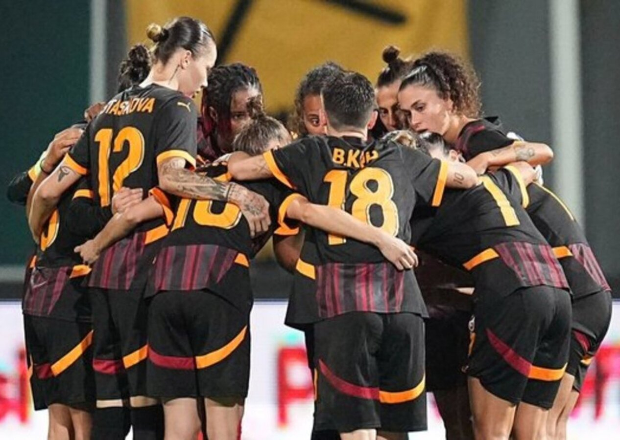 Galatasaray tarih yazdı, adını Şampiyonlar Ligi'ne yazdırdı! Slavia Prag 1 - 2 Galatasaray | Maçın sonucu