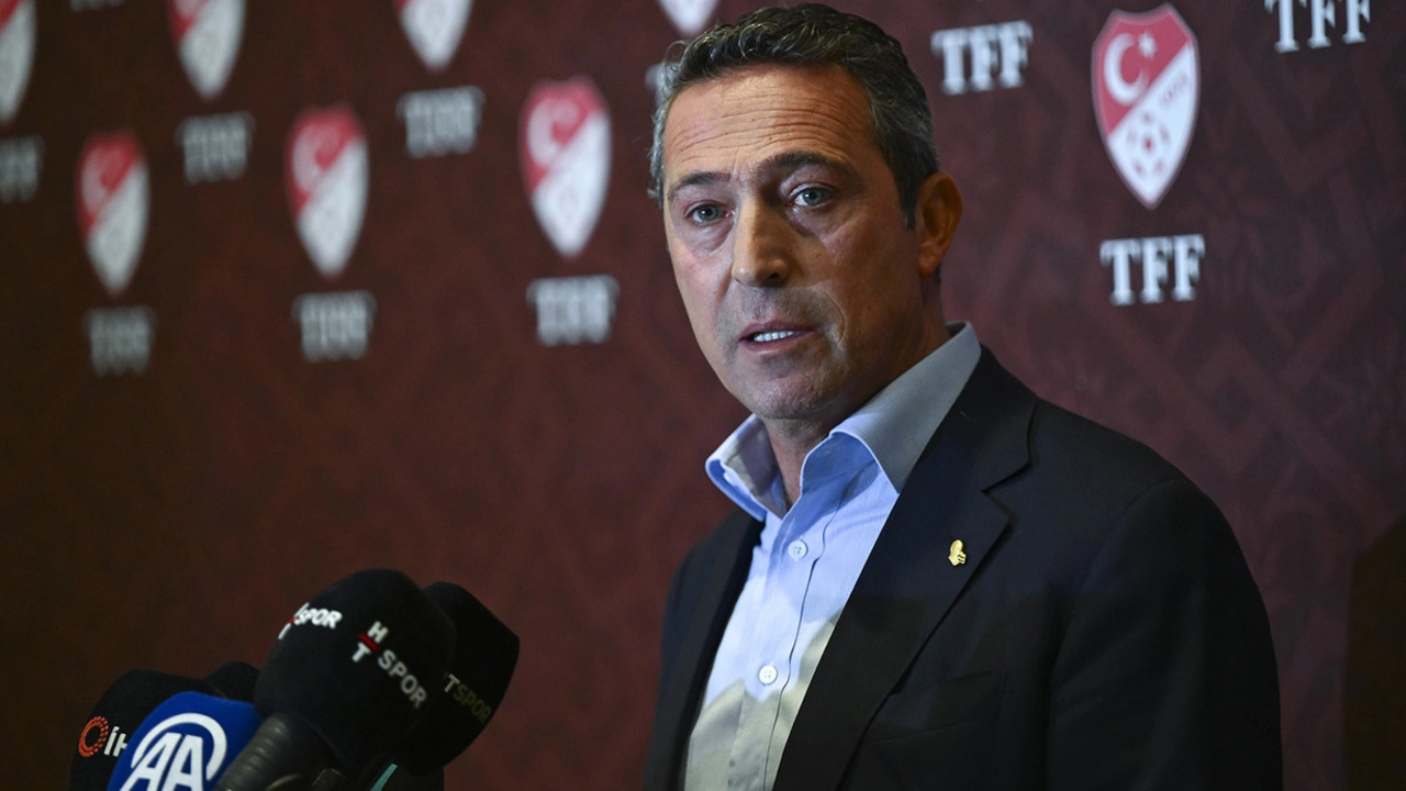 TFF'den, Ali Koç'u çok şaşırtan sunum: Küçük dilimizi yuttuk!