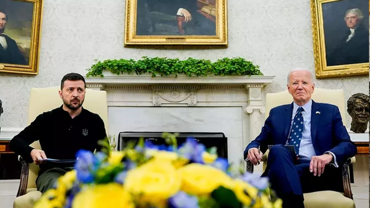 ABD Başkanı Joe Biden ile Ukrayna Devlet Başkanı Vladimir Zelenskiy, Beyaz Saray'da bir araya geldi.
