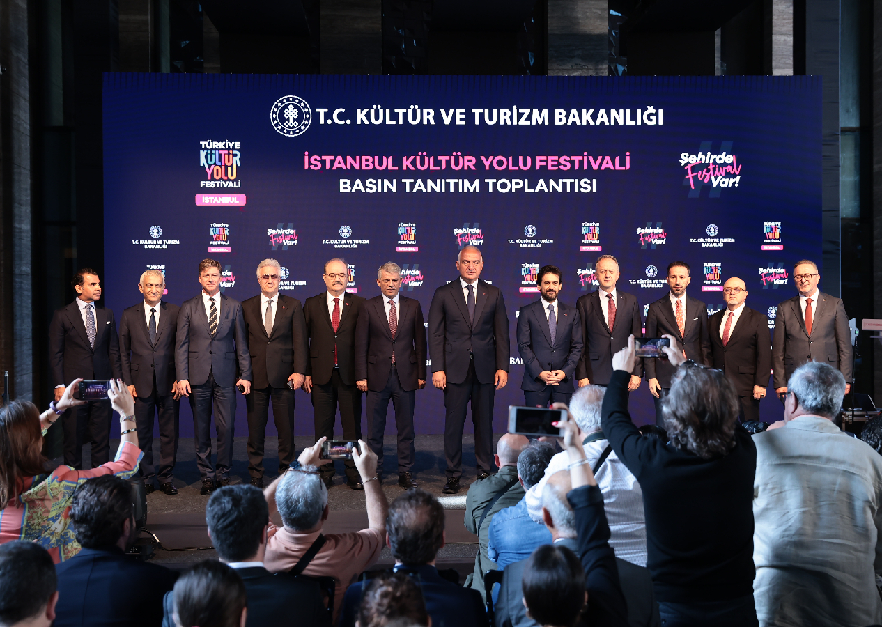 Şehirde festival var… Dünyanın en büyük kültür festivali İstanbul’da başlıyor