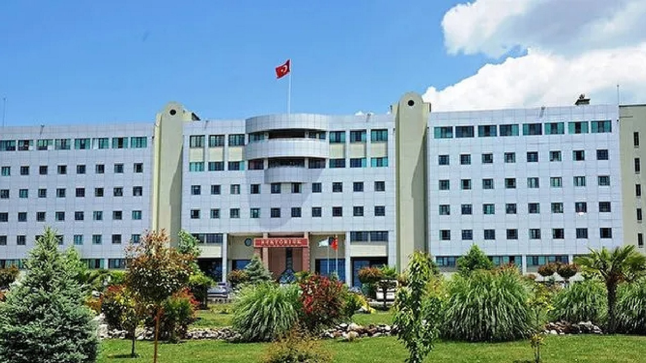 27 Eylül 2024 akademik kadro ilanları Resmi Gazete'de | Araştırma Görevlisi, Dr. Öğrt. Üyesi, Doçent ve Profesör güncel kadro ilanları yayımlandı!