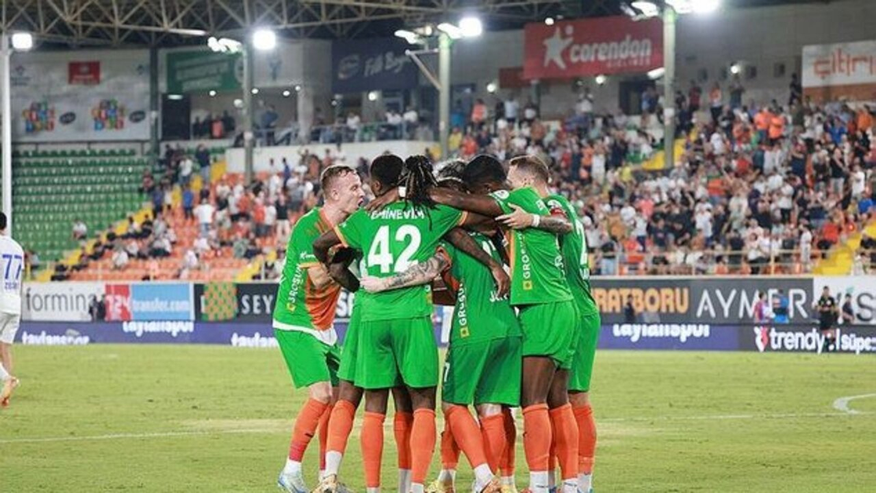 Alanyaspor evinde tek attı, 3 puanı hanesine yazdırdı! Alanyaspor 1 - 0 Çaykur Rizespor