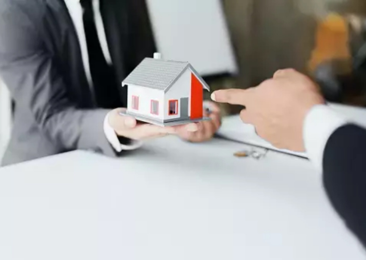 Fırsatçı emlakçı yandı! Fahiş fiyat artışı yapanlara 100’er bin lira ceza kesildi