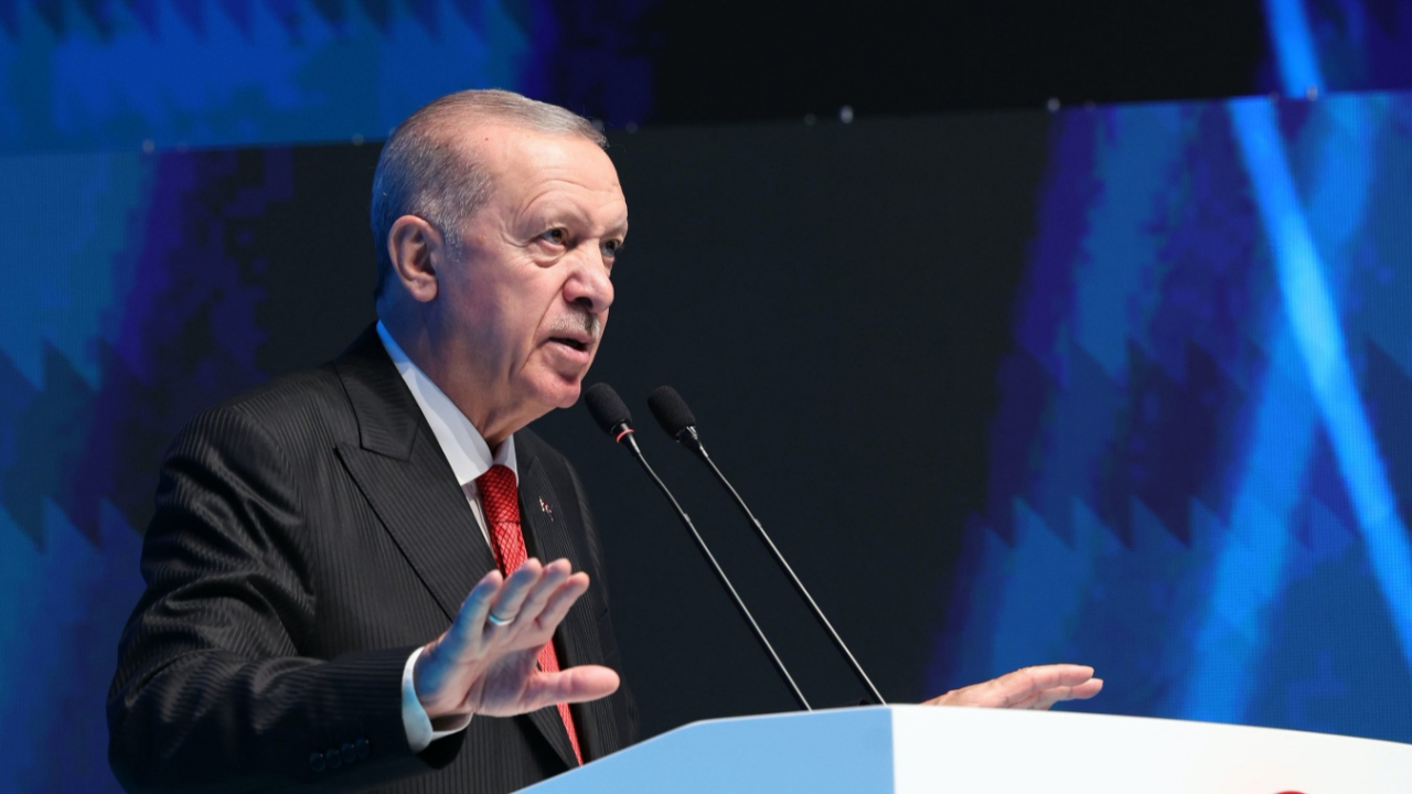 Cumhurbaşkanı Erdoğan: İsrail tüm insanlığa meydan okuyor! Artık 'dur' denilmeli!
